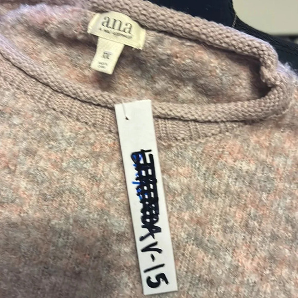 Blush Heather ANA Sweater - Picture 5 of 6